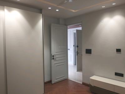 Bedroom Image of 2000 Sq.ft 3 BHK Builder Floor for sale in Raja Garden New Delhi for Rs. 42500000