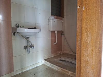 Bathroom Image of 680 Sq.ft 1 BHK Apartment / Flat for sale in Mehta Amrut Aangan Phase 2, Kalwa Thane for Rs. 7500000