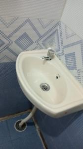 Bathroom Image of 900 Sq.ft 1 BHK Independent House for rent in Whitefield Bengaluru for Rs. 19000