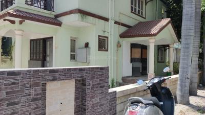 Image of 2000 Sq.ft 4 BHK Villa for sale in Motera, Ahmedabad for Rs. 28000000