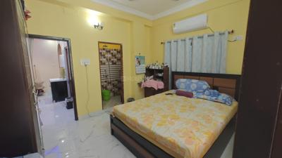 Bedroom Image of 930 Sq.ft 2 BHK Apartment / Flat for sale in Keshtopur Kolkata for Rs. 3800000