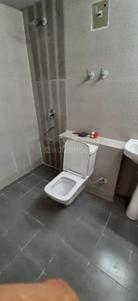 Image of 1850 Sq.ft 3 BHK Apartment / Flat for rent in Vikram Golf View Condos, Sector 19 Dwarka, New Delhi for Rs. 58000