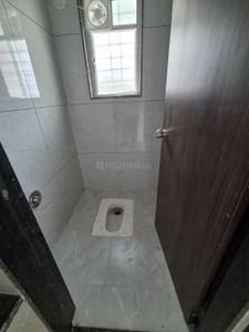 Bathroom Image of 600 Sq.ft 1 BHK Apartment / Flat for rent in Mohan NagarSociety, Baner Pune for Rs. 25000