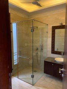 Bathroom Image of 3600 Sq.ft 3 BHK Builder Floor for rent in Garhi New Delhi for Rs. 150000