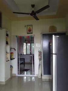Hall Image of 12000 Sq.ft 2 BHK Independent House for sale in Nadakuduru Kakinada for Rs. 5500000