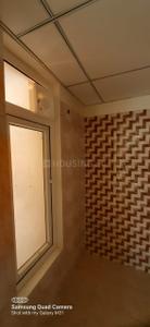 Bathroom Image of 1950 Sq.ft 4 BHK Apartment / Flat for sale in Gaur Yamuna City, Yeida Greater Noida for Rs. 13500000