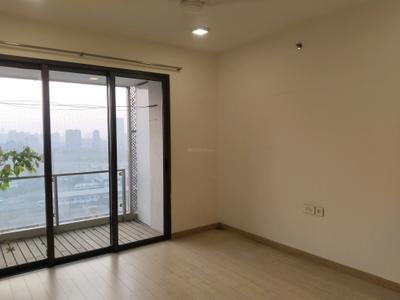 Bedroom Image of 2800 Sq.ft 4 BHK Apartment / Flat for sale in Shapoorji Pallonji The Designate, Santacruz West Mumbai for Rs. 160000000