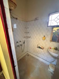 Bathroom Image of 1920 Sq.ft 5 BHK Independent House for sale in Aminabad Lucknow for Rs. 7000000