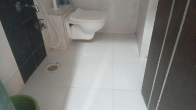 Bathroom Image of 860 Sq.ft 2 BHK Apartment / Flat for rent in Malad West Mumbai for Rs. 48000