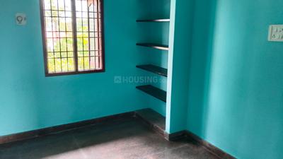 Bedroom Image of 740 Sq.ft 1 BHK Independent House for rent in Maraimalai Nagar Chennai for Rs. 7000