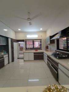 Kitchen Image of 5180 Sq.ft 5 BHK Villa for sale in Thaltej Ahmedabad for Rs. 80000000