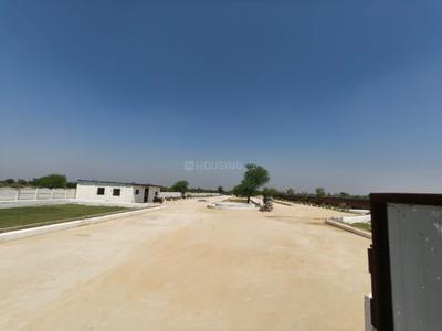 Image of 900 Sq.ft 3 BHK Farm House for sale in Laxmi Nagar, New Delhi for Rs. 2800000