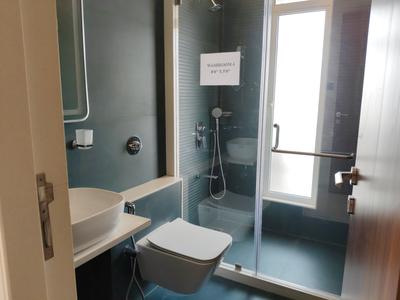 Image of 2400 Sq.ft 4 BHK Apartment / Flat for sale in Shraddha Skyline, Borivali West, Mumbai for Rs. 101600000