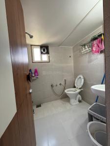 Bathroom Image of 2700 Sq.ft 3.5 BHK Apartment / Flat for sale in Maninagar Ahmedabad for Rs. 13000000