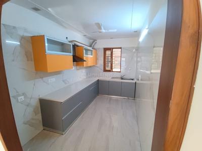 Kitchen Image of 2250 Sq.ft 3 BHK Builder Floor for rent in BPTP Pride Floors, Sector 77 Faridabad for Rs. 40000