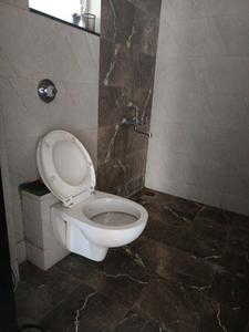 Common Bathroom Image of 900 Sq.ft 2 BHK Apartment / Flat for rent in Crystal Properties 33 KeshavKunj, Mundhwa Pune for Rs. 28000
