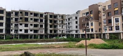 Image of 973 Sq.ft 2 BHK Apartment / Flat for sale in Orchard Estate, Madhyamgram, Kolkata for Rs. 4300000