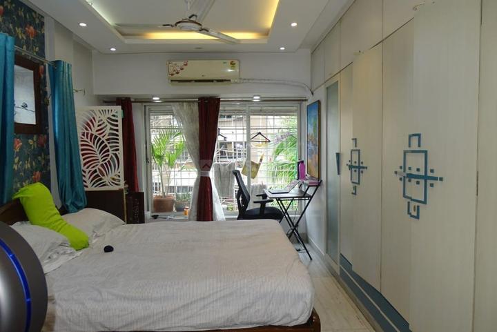 Silver palm Bedroom 1