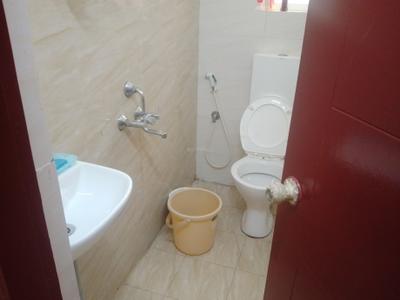 Image of 1520 Sq.ft 3 BHK Apartment / Flat for rent in Vishwa Chandrika Ayodhya, Gannavaram, Vijayawada for Rs. 14500