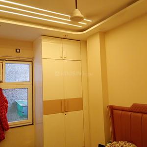 Bedroom Image of 950 Sq.ft 2 BHK Builder Floor for rent in  Maurya Enclave, Pitampura New Delhi for Rs. 35000