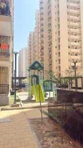 Image of 1100 Sq.ft 2 BHK Apartment / Flat for sale in Signature Global The Millennia 3, Sector 37D, Gurgaon for Rs. 7300000