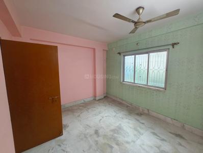 Bedroom Image of 1300 Sq.ft 3 BHK Independent House for rent in Nagerbazar Kolkata for Rs. 16000