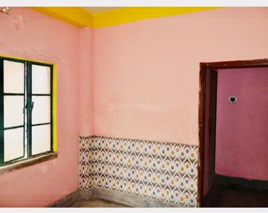 Bedroom Image of 1000 Sq.ft 3 BHK Independent House for rent in Baguiati Kolkata for Rs. 17000