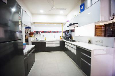 Kitchen Image of 1800 Sq.ft 4 BHK Apartment / Flat for sale in Naranpura Ahmedabad for Rs. 9000000