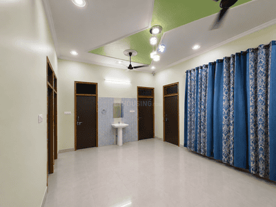 Living Room Image of 1800 Sq.ft 2 BHK Builder Floor for rent in Barkhurdarpur Lucknow for Rs. 16000