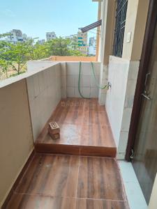 Balcony Image of 1500 Sq.ft 3 BHK Apartment / Flat for rent in Gold Govind Wing In Golden Park I, Omkar Nagar Nagpur for Rs. 19500