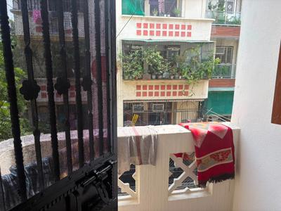 Balcony Image of 630 Sq.ft 1 BHK Builder Floor for rent in Dilshad Garden New Delhi for Rs. 20000