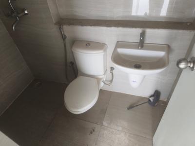Image of 650 Sq.ft 2 BHK Apartment / Flat for rent in Runwal Gardens, Dombivli East, Thane for Rs. 18000