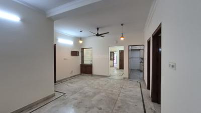 Living Room Image of 1650 Sq.ft 3 BHK Apartment / Flat for rent in DDA Sector C Pocket 8, Vasant Kunj New Delhi for Rs. 77000