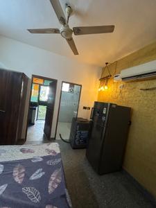 Bedroom Image of 600 Sq.ft 1 BHK Independent House for rent in Ambience Lagoon, DLF Phase 3 Gurgaon for Rs. 25000