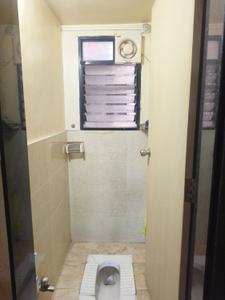 Bathroom Image of 1100 Sq.ft 2 BHK Apartment / Flat for rent in Kothrud Pune for Rs. 45000