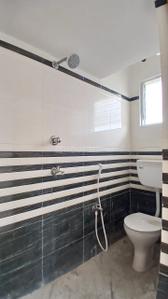 Bathroom Image of 760 Sq.ft 2 BHK Apartment / Flat for sale in Keshtopur Kolkata for Rs. 2850000