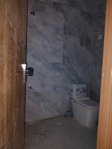 Common Bathroom Image of 1300 Sq.ft 3 BHK Apartment / Flat for sale in Chhattarpur New Delhi for Rs. 9500000