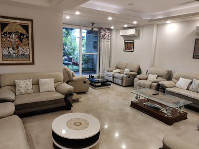 Hall Image of 4500 Sq.ft 4 BHK Builder Floor for sale in HUDA Plot Sector 31, Sector 31 Gurgaon for Rs. 40000000