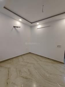 Hall Image of 470 Sq.ft 1 BHK Builder Floor for sale in  SWA AB Block Shalimar Bagh, Shalimar Bagh New Delhi for Rs. 4900000