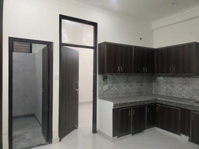 Living Room Image of 750 Sq.ft 2 BHK Apartment / Flat for sale in CI Golf City Apartment, Kambakshpur Noida for Rs. 3084100