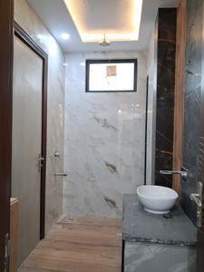 Common Bathroom Image of 2250 Sq.ft 4 BHK Builder Floor for sale in Paschim Vihar New Delhi for Rs. 42000000