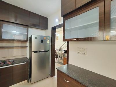 Kitchen Image of 1650 Sq.ft 3 BHK Independent House for rent in New Alkapuri Vadodara for Rs. 30000