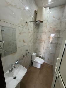 Bathroom Image of 900 Sq.ft 2 BHK Builder Floor for rent in Sector 89 Mohali for Rs. 30000