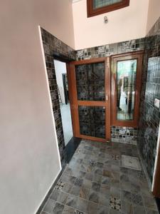 Hall Image of 1000 Sq.ft 2.5 BHK Independent House for rent in Kamta Lucknow for Rs. 14000