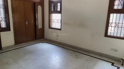 Bedroom Image of 2000 Sq.ft 3 BHK Apartment / Flat for rent in Sector 18 Dwarka New Delhi for Rs. 55000