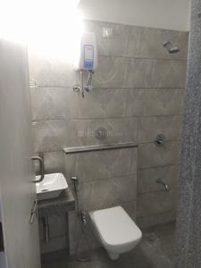 Bathroom Image of 1106 Sq.ft 2 BHK Apartment / Flat for rent in Orchid Blues, Shela Ahmedabad for Rs. 34000