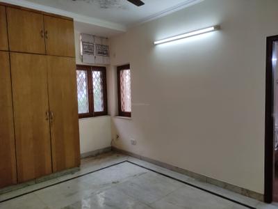 Bedroom Image of 1600 Sq.ft 3 BHK Apartment / Flat for sale in DDA Sector C Pocket 8, Vasant Kunj New Delhi for Rs. 45000000