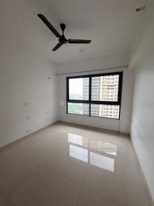 Bedroom Image of 850 Sq.ft 2 BHK Apartment / Flat for rent in Kalpataru Immensa, Thane West Thane for Rs. 48000