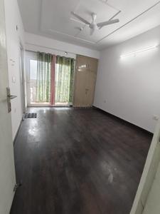 Bedroom Image of 1050 Sq.ft 2 BHK Apartment / Flat for rent in Supertech The Romano, Sector 118 Noida for Rs. 23000