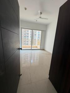 Bedroom Image of 2575 Sq.ft 4.5 BHK Apartment / Flat for rent in Mahagun Mirabella Villa, Sector 79 Noida for Rs. 70000